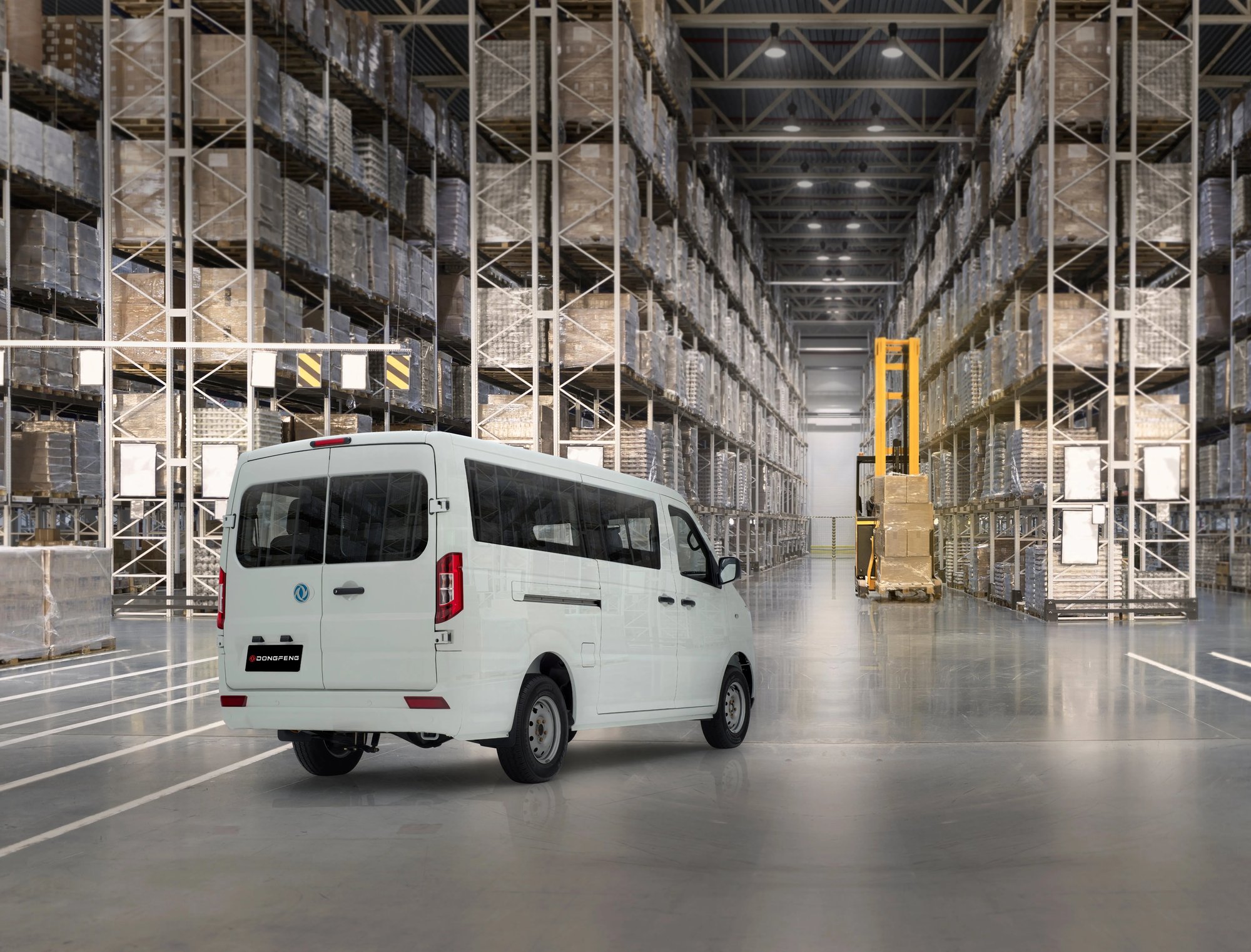 VAN DONGFENG POSTERIOR BODEGA_webp