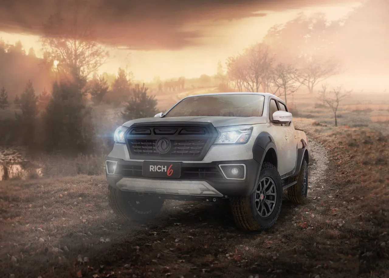Dongfeng Rich 6 Thunder 4x4 Diesel